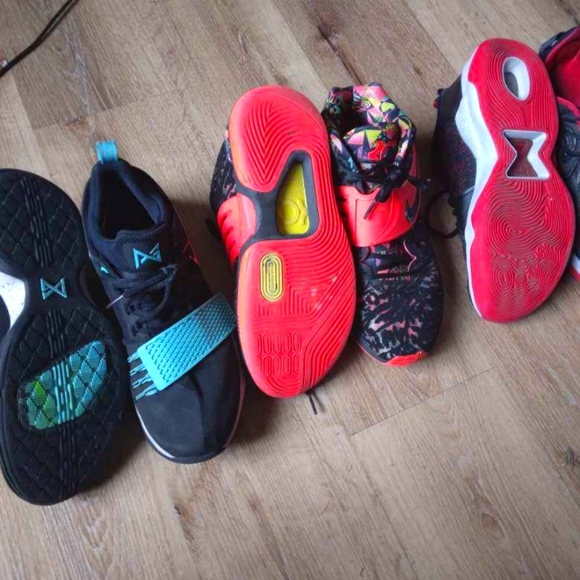 4 pairs of basketball shoes size 11 - Picture 1 of 8